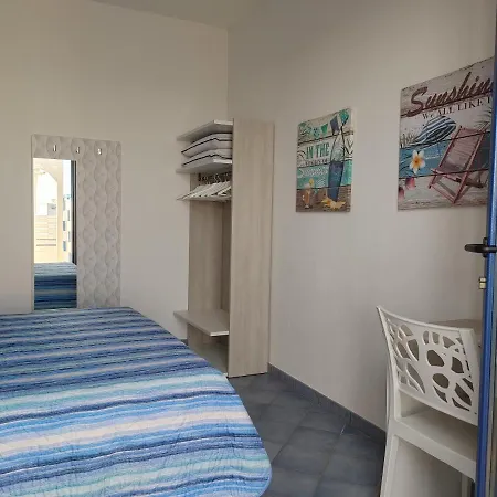 Bed And Breakfast Delfino Blu Torre Vado Exterior photo