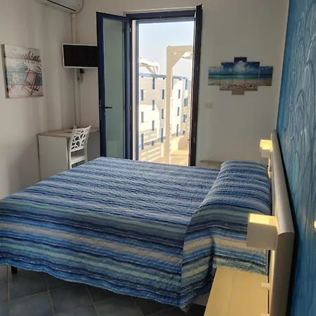 Bed And Breakfast Delfino Blu Torre Vado Exterior photo